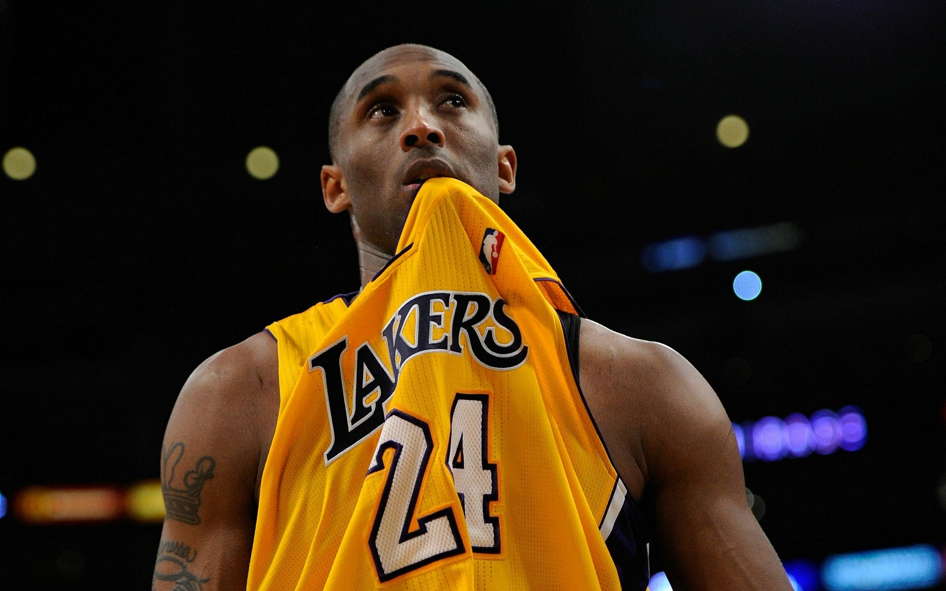 他每场出战 他每场出战