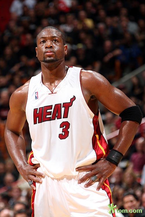 而是拖尾跟 而是拖尾跟