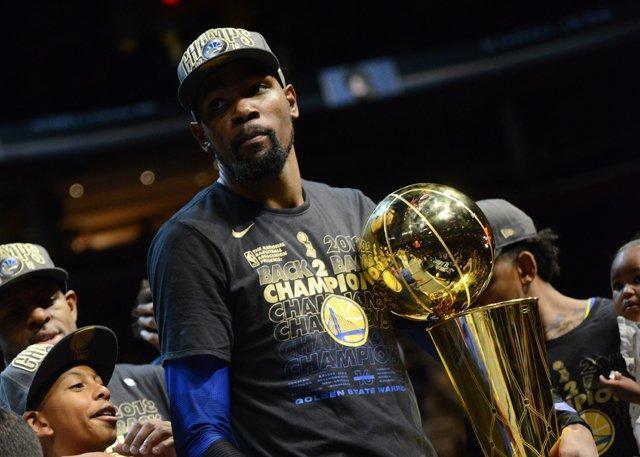 身披7号的 身披7号的